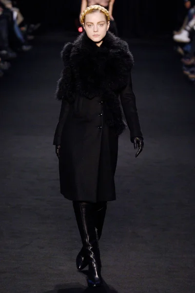 Look 35